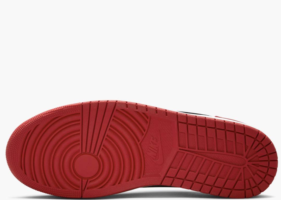 Air Jordan 1 Retro Low “Chicago” (2025)