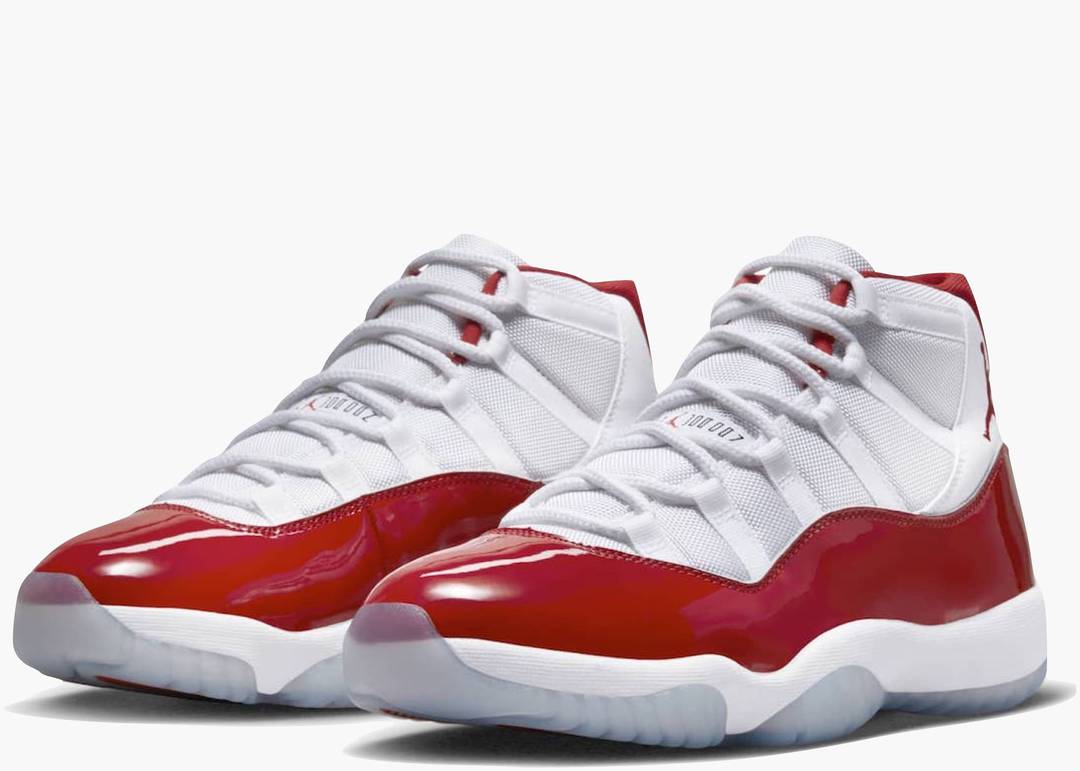 Air Jordan 11 Retro Cherry (2022)