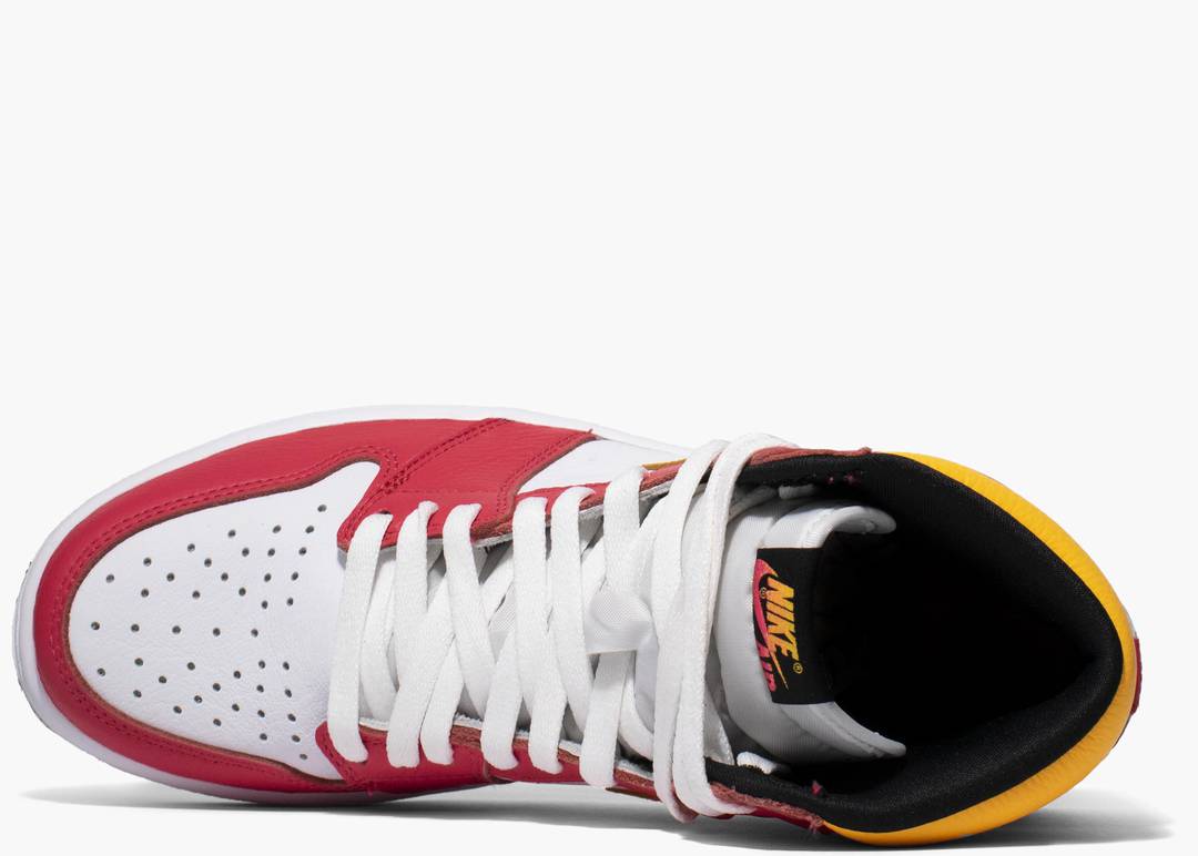 Air Jordan 1 Retro High OG "Light Fusion Red"