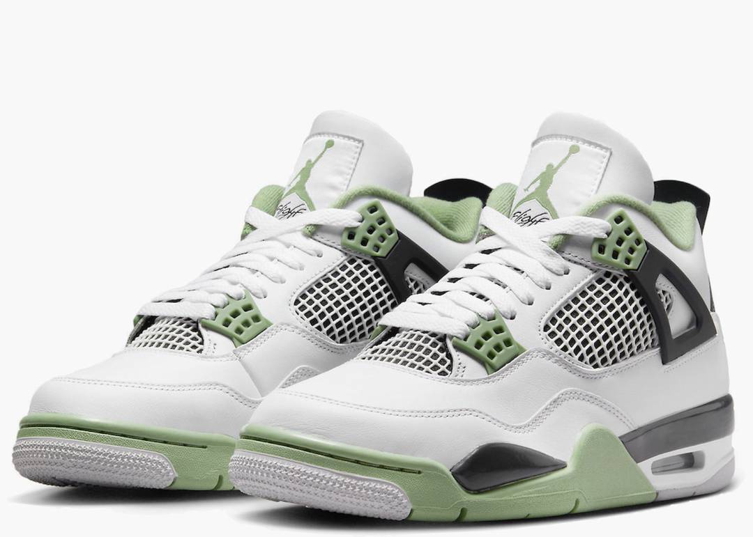 Air Jordan 4 Retro "Seafoam"