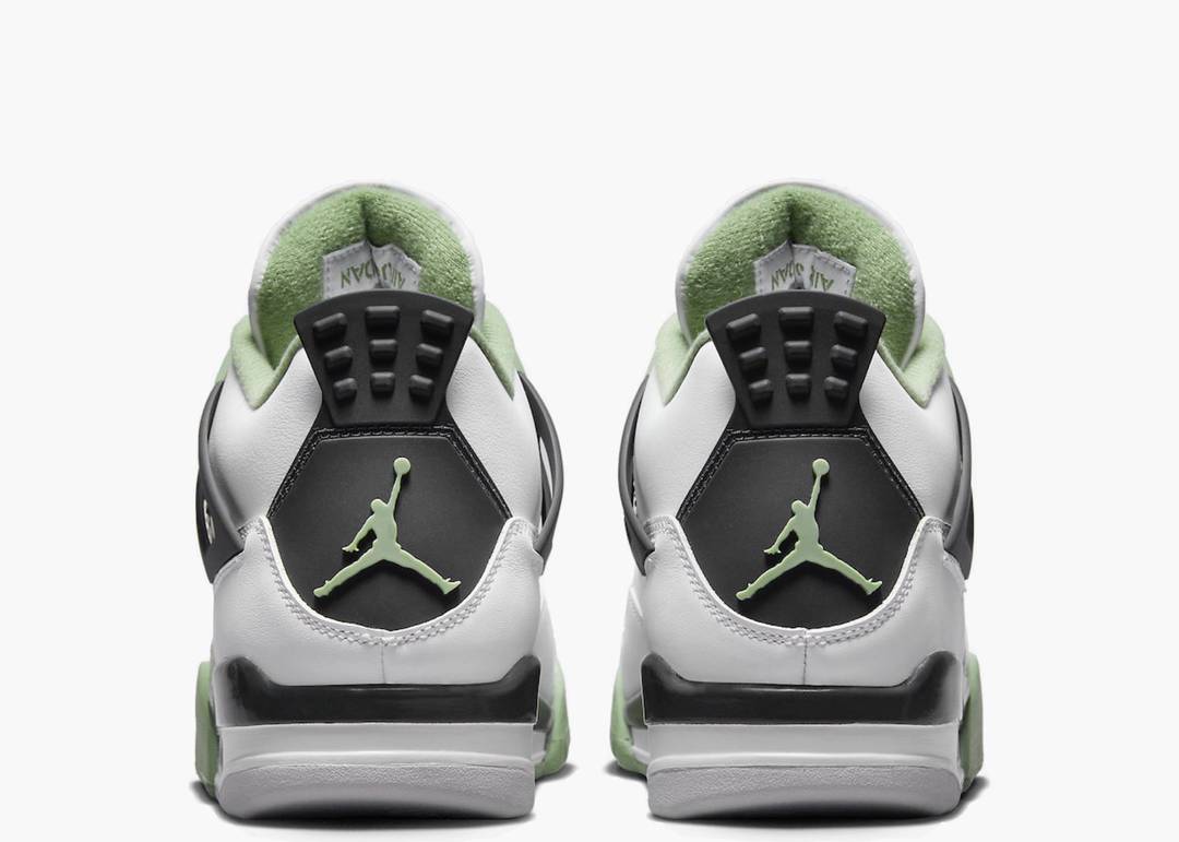 Air Jordan 4 Retro "Seafoam"