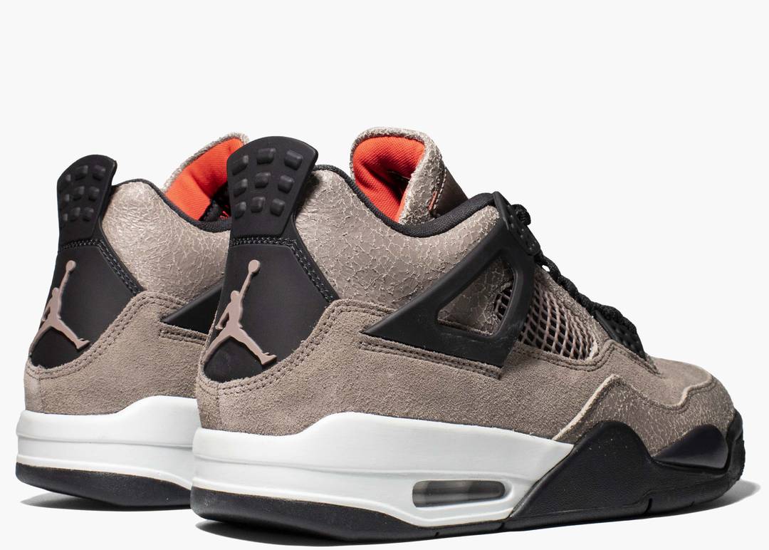 Air Jordan 4 Retro "Taupe Haze"