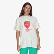 Nike Sportswear Strawberry Shirt