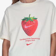 Nike Sportswear Strawberry Shirt