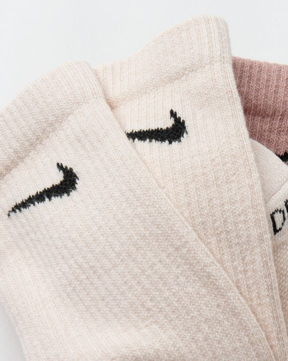 Nike Everyday Plus Cushioned Training Crew Socks (3 pairs)